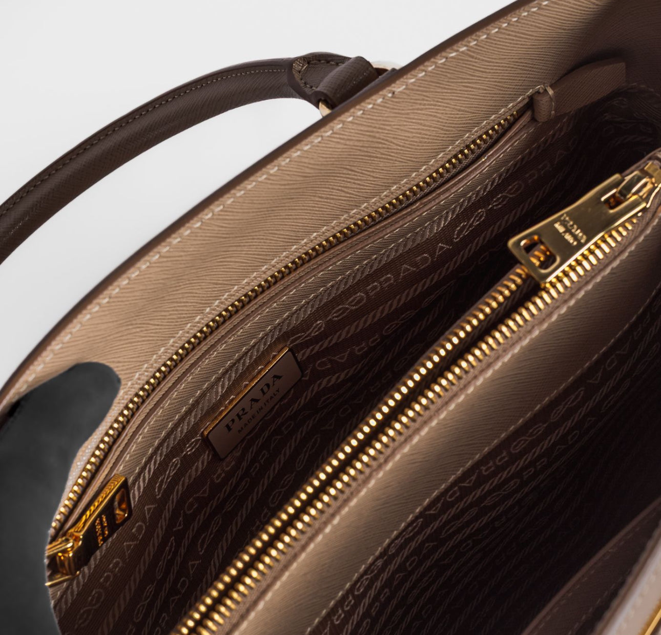 PRADA - BAG GALLERIA MEDIUM BEIGE SAFFIANO LEATHER WITH GOLD HARDWARE