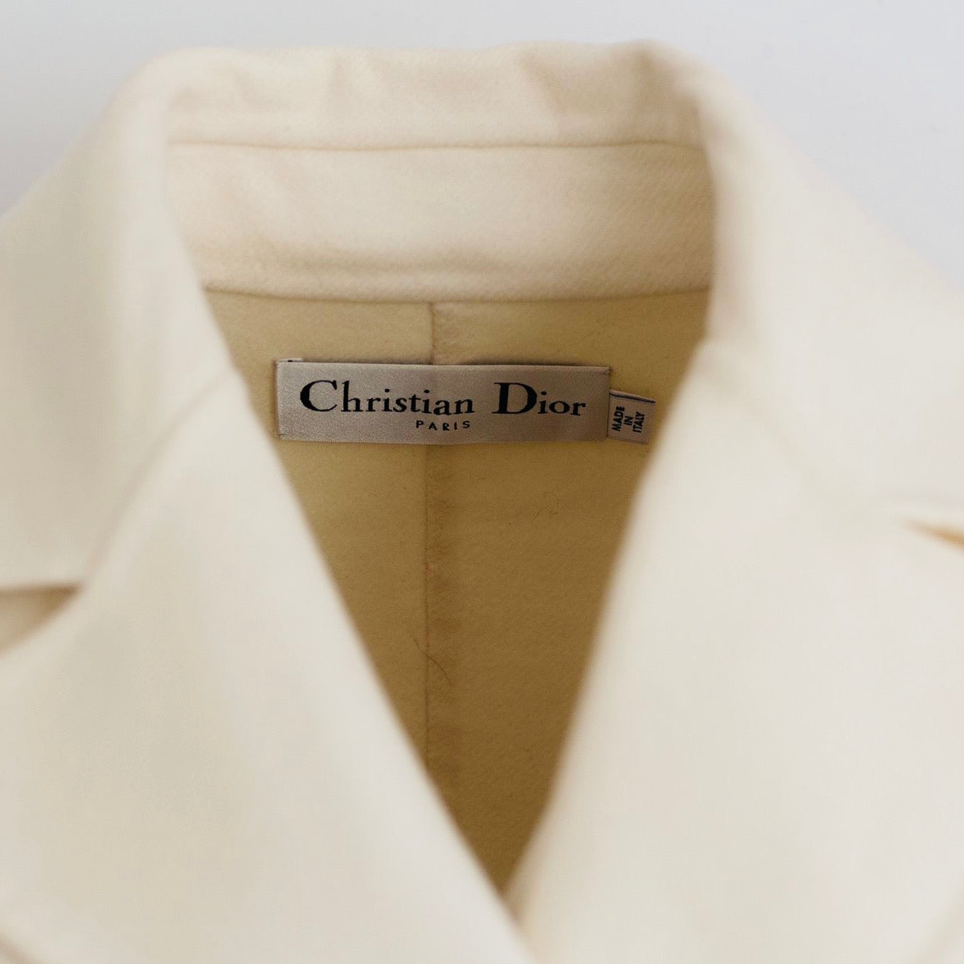 DIOR - COAT DOUBLE-BREASTED ÉCRU IN WOOL SIZE 40 FR