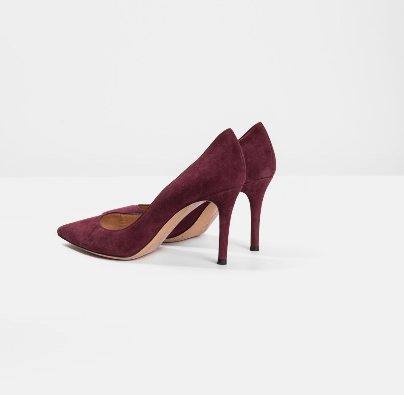 GIANVITO ROSSI - *BRAND NEW* PUMPS BURGUNDY SUEDE LEATHER SIZE 37 EU