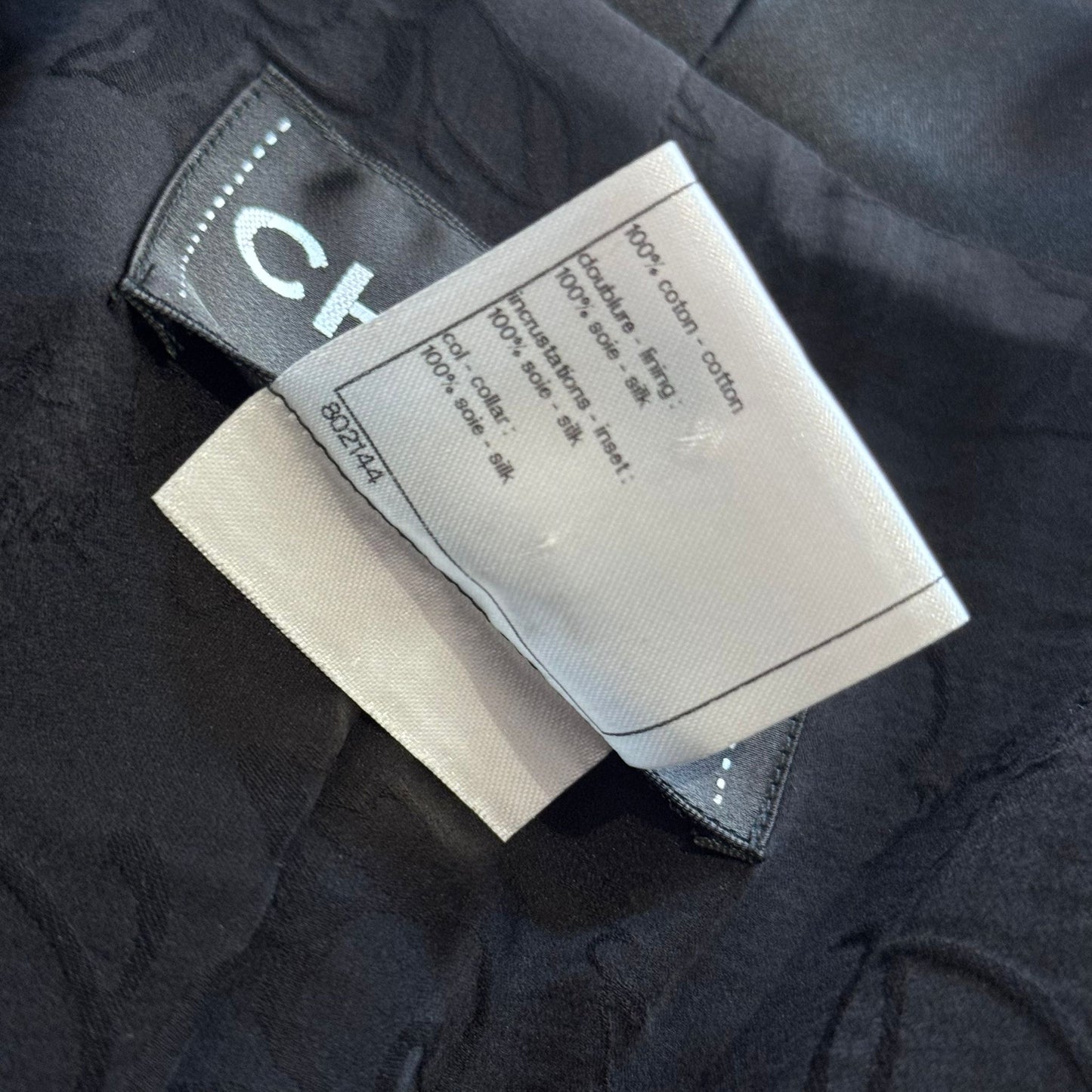 CHANEL - JACKET TWEED SMOKING BLACK WITH SILK COLLAR AND FUCHSIA CUFFS SIZE 34 FR