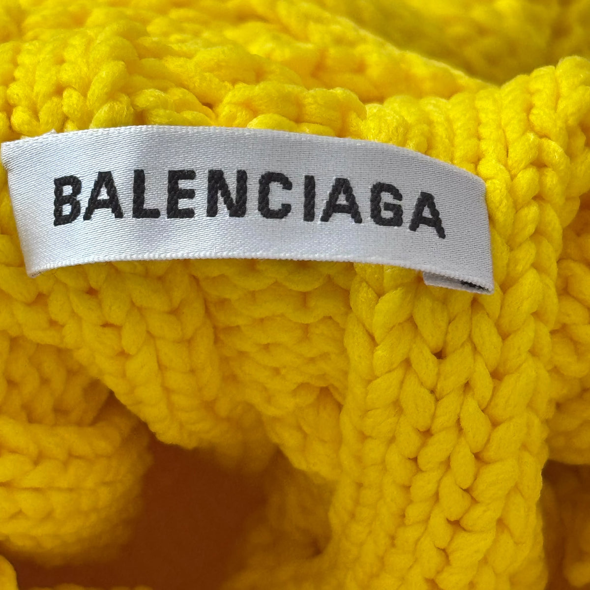 BALENCIAGA – *NEW* SWEATER IN YELLOW CABLE KNIT WITH HIGH NECK SIZE XS