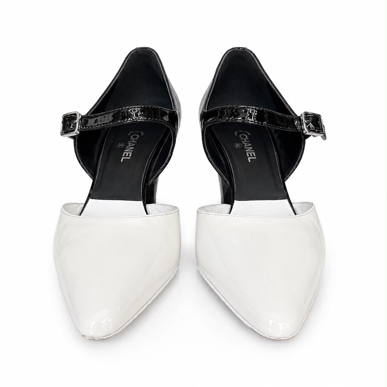 CHANEL - PUMPS MARY JANE BICOLOR BLACK & WHITE PATENT SIZE 40 EU