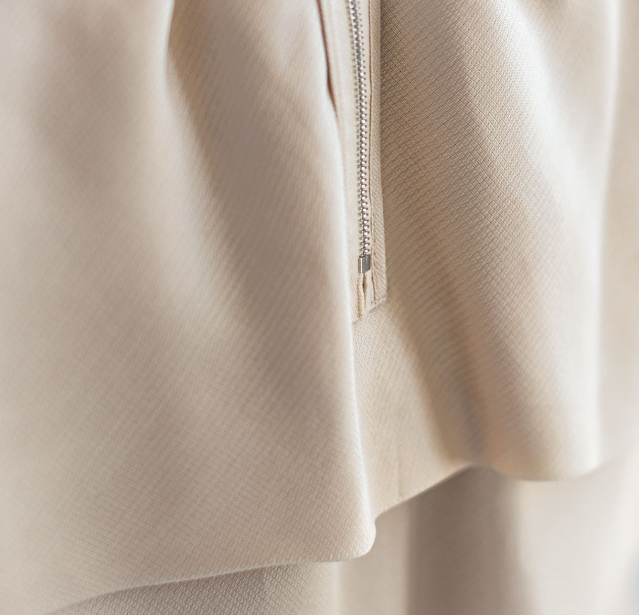 CHLOÉ - SKIRT BEIGE TIERED SILK SIZE 36 FR