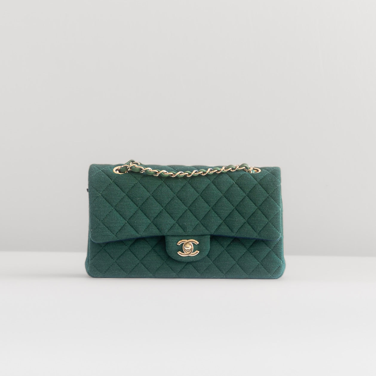 CHANEL - TIMELESS BAG MEDIUM DOUBLE FLAP GREEN QUILTED JERSEY