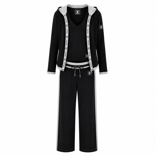 CHANEL - SET JOGGER WITH HOODIE, TANK TOP AND TROUSERS BLACK AND SILVER SIZE 40 FR