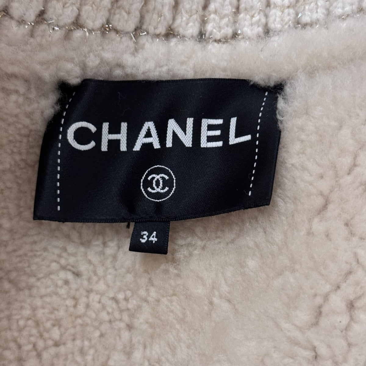CHANEL - JACKET BOMBER CAMEL SUEDE & ECRU SHEARLING WITH CC BUTTONS SIZE 34 FR