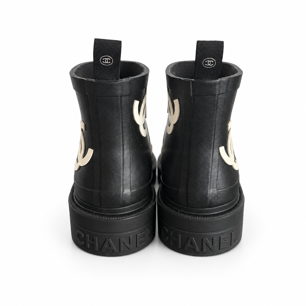 CHANEL - *NEVER WORN* RAIN ANKLE BOOTS BLA K WITH CC LOGO PRINT SIZE 37 EU