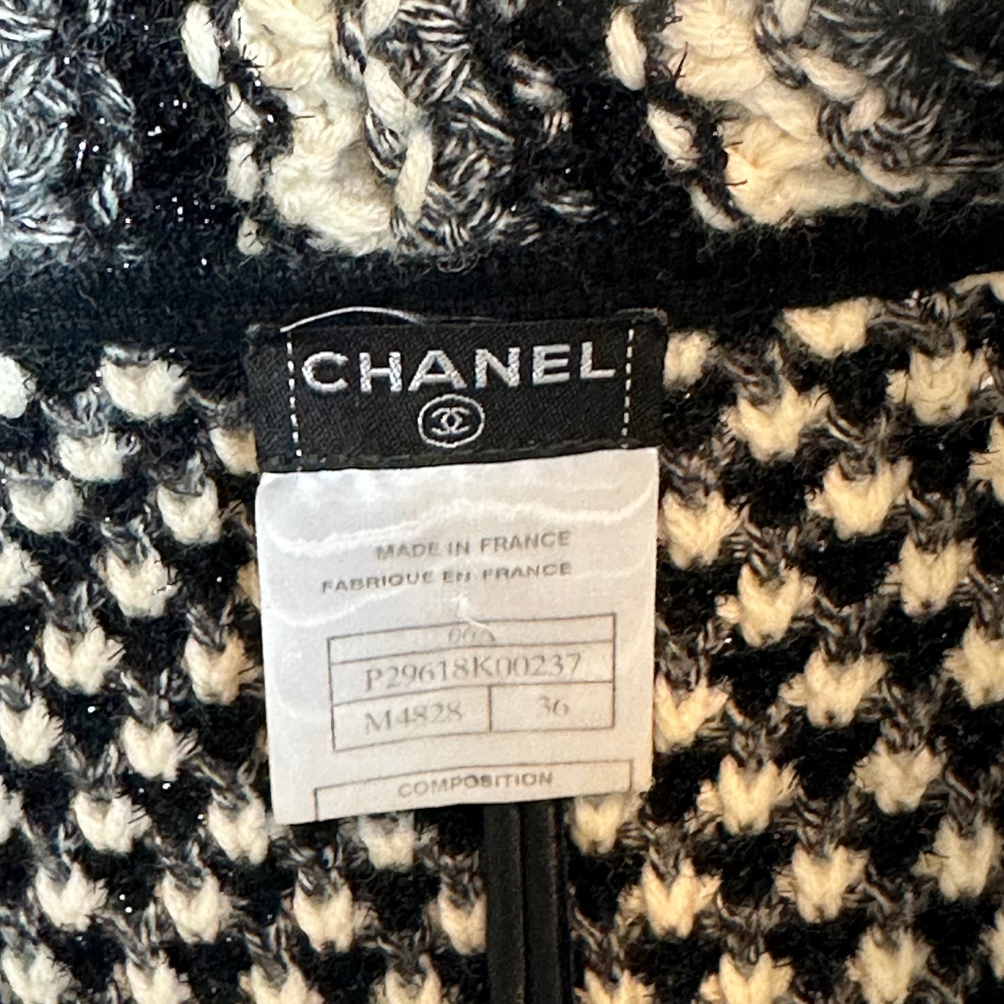 CHANEL - Long cardigan black&white size 36 FR