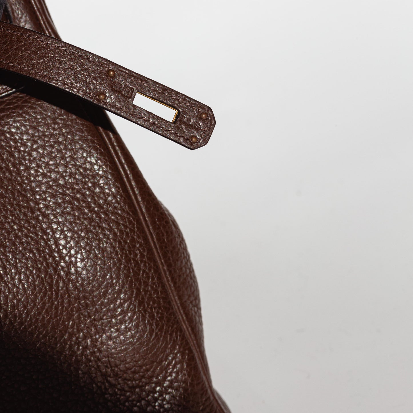 HERMÈS- KELLY 35 BAG TOGO LEATHER IN COFFEE COLOUR WITH GOLD HARDWARE