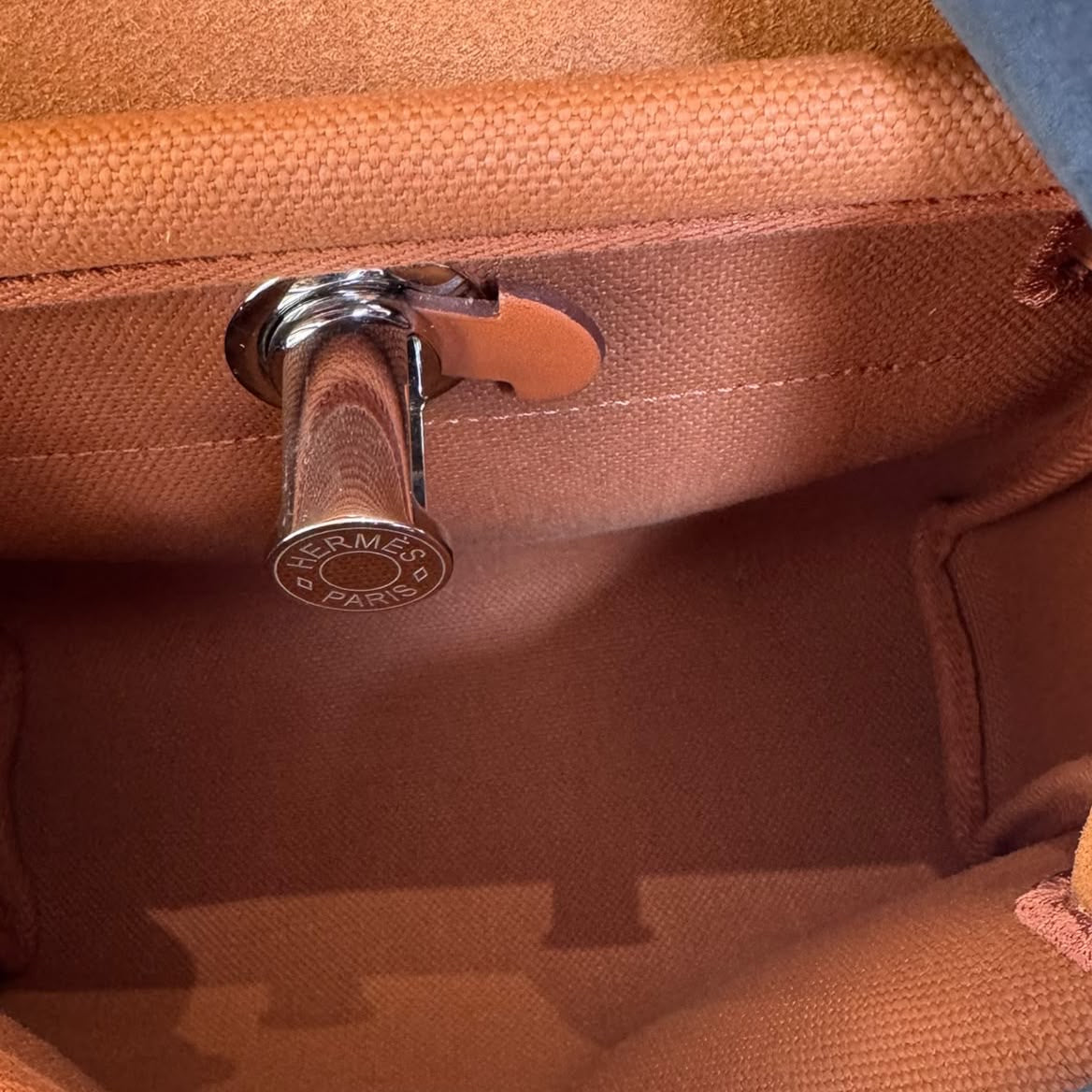 HERMÈS - *NEVER WORN* BAG HERBAG ZIP MINI 20 GOLD CANVAS & LEATHER PALLADIUM HARDWARE