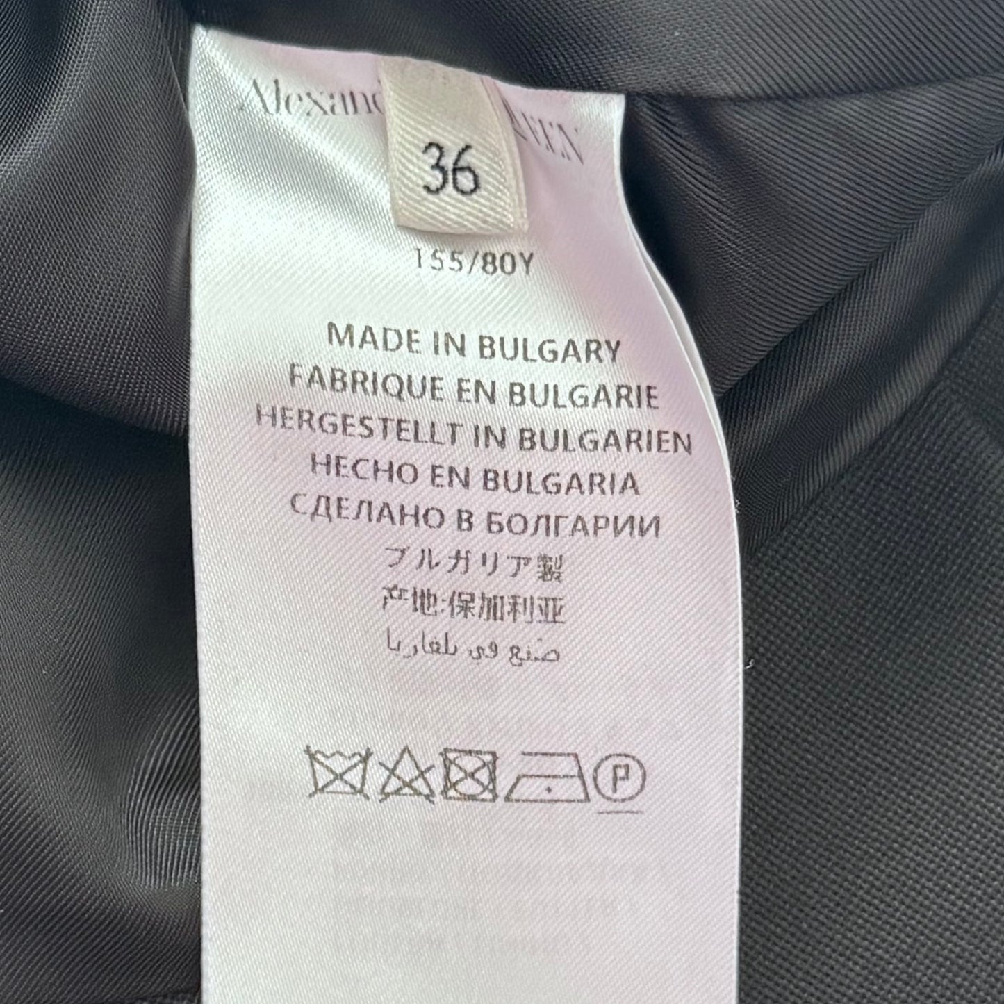 ALEXANDER MCQUEEN - SUIT BLACK WOOL JACKET WITH RUFFLE AND TROUSERS SIZE 36 FR
