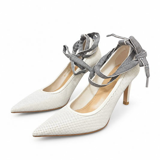 DIOR – *NEW* PUMPS WHITE PERFORATED LEATHER WITH BLACK AND WHITE RIBBON TIES SIZE 37 EU