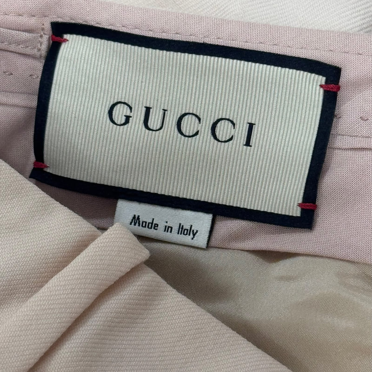 GUCCI – IVORY WOOL TROUSER SUIT WITH BLACK VELVET TRIM AND FLORAL APPLIQUÉS SIZE 42 IT