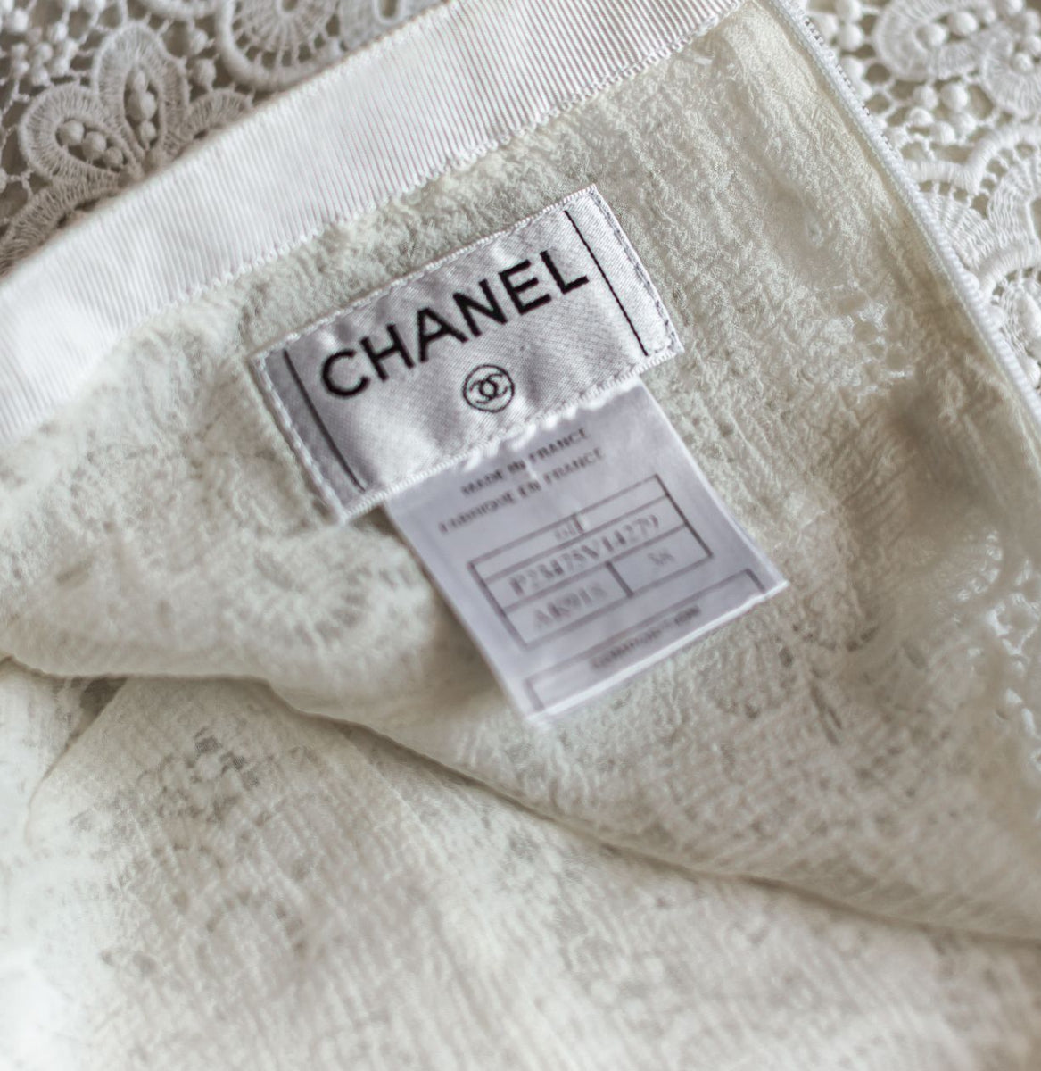 CHANEL - SKIRT MIDI FLORAL WHITE LACE SIZE 38 FR