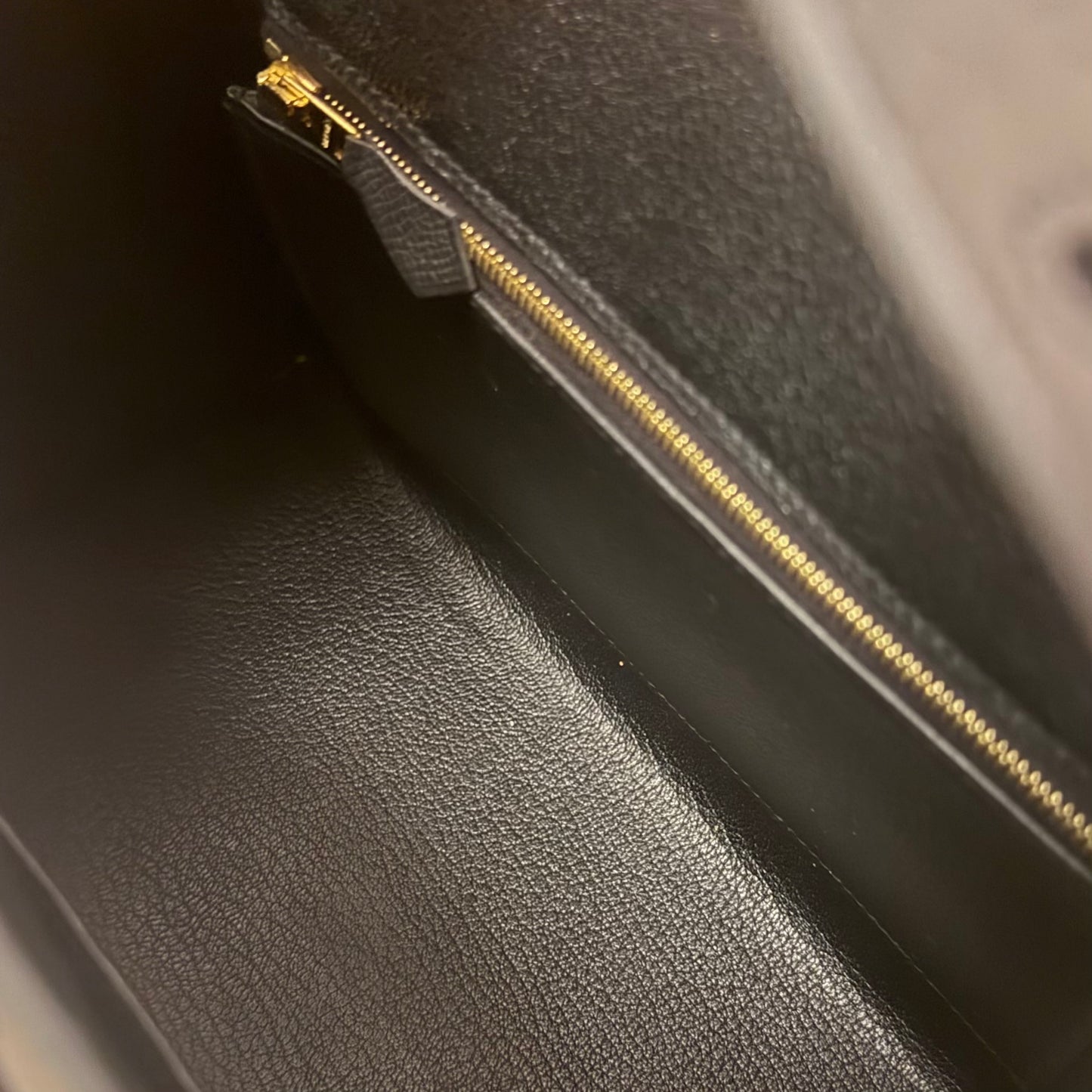 HERMÈS BIRKIN 25 BLACK EPSOM LEATHER GOLD HARDWARE