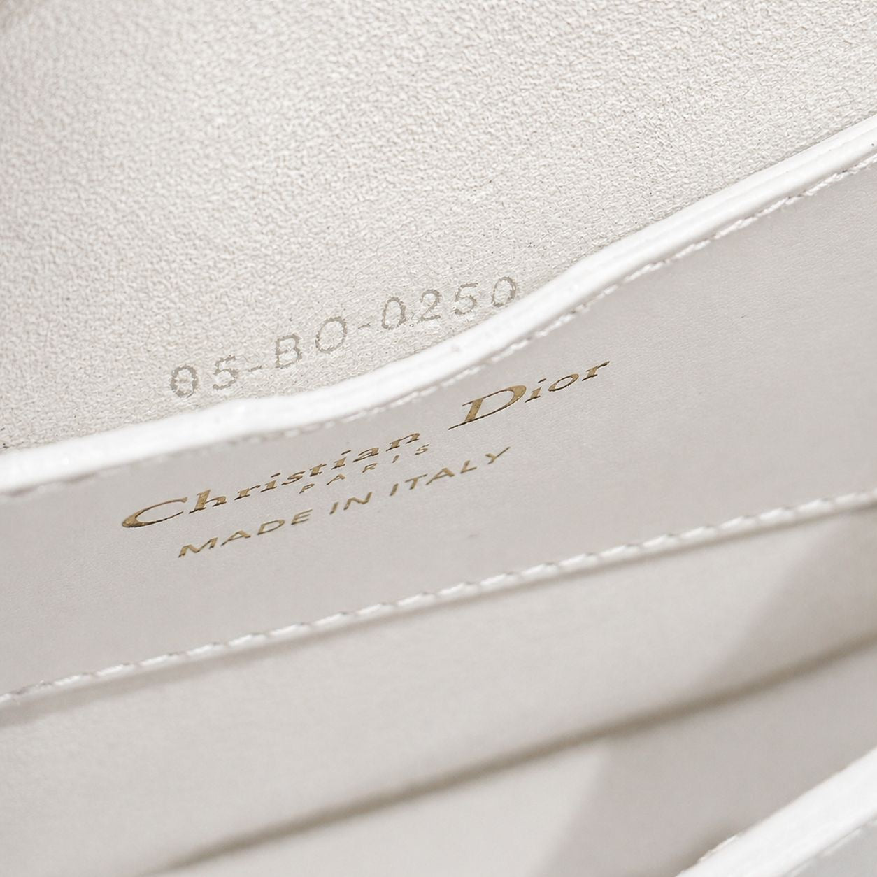 DIOR - BOBBY BAG MINI SMOOTH WHITE LEATHER GOLD HARDWARE