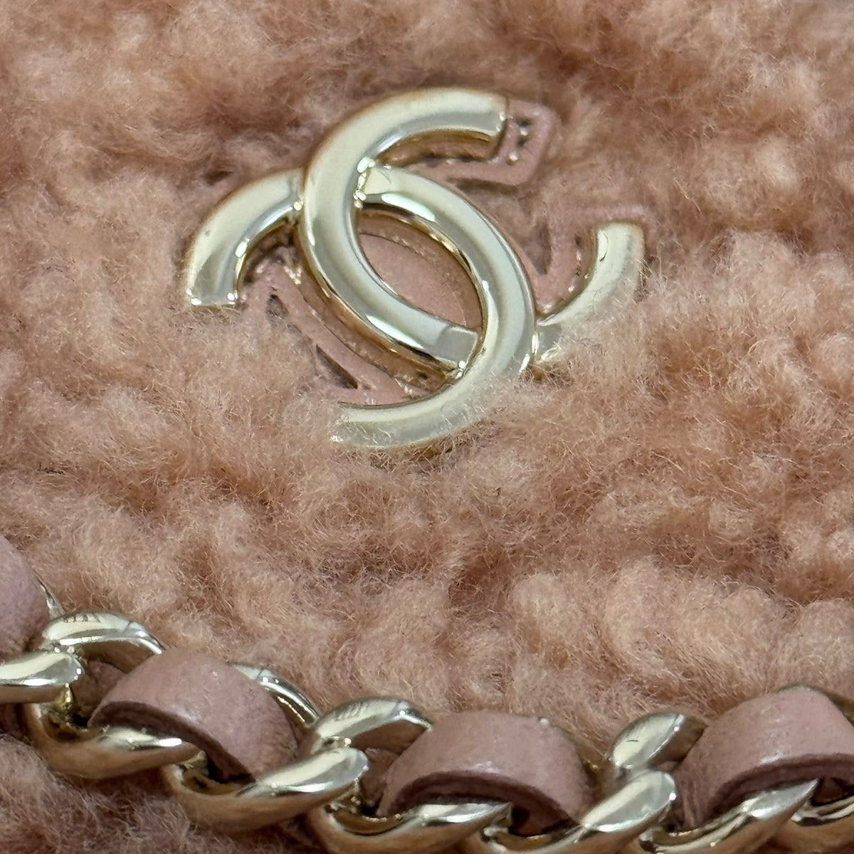 CHANEL - *NEVER WORN* BAG SMALL COCO CROSSBODY LIGHT BROWN SHEARLING WITH LIGHT GOLD TONE HARDWARE