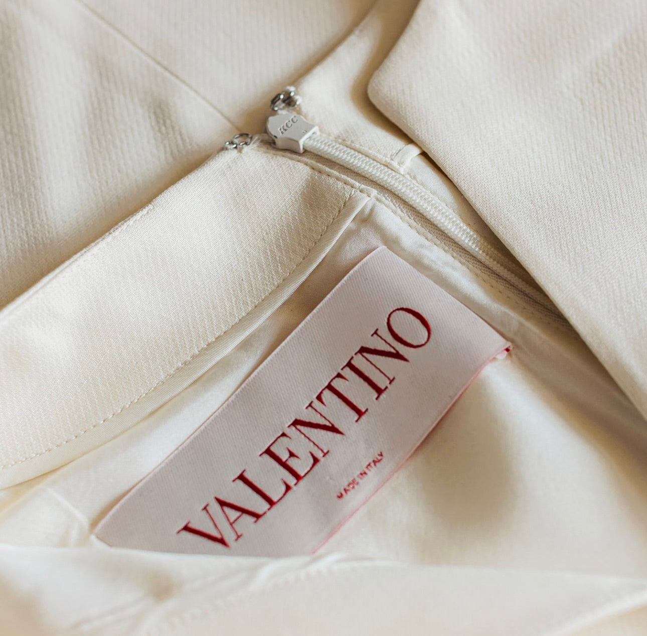 VALENTINO - DRESS MINI IVORY GOLD V LOGO SIZE M