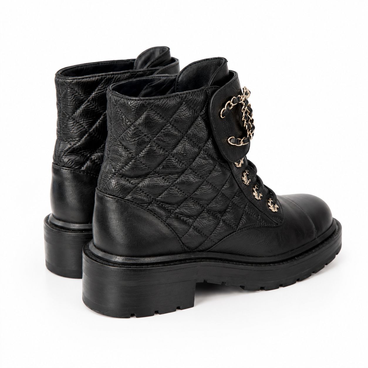 CHANEL - BOOTS BLACK QUILTED SHINY LEATHER CC LOGO GOLD SIZE 35 EU