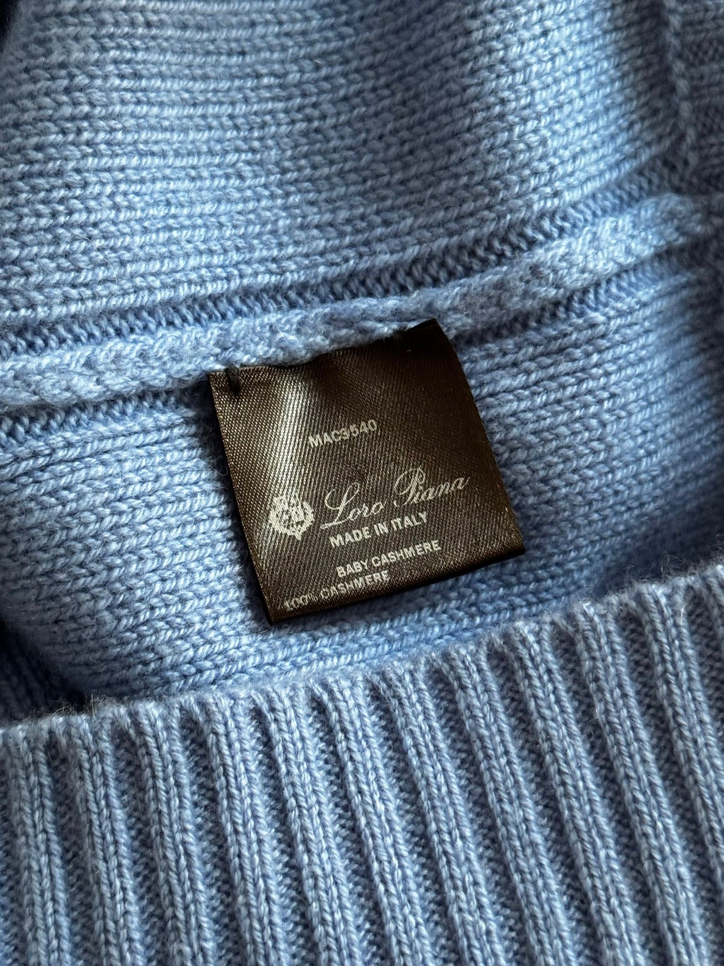 LORO PIANA - SWEATER LIGHT BLUE BABY CASHMERE SIZE 40 IT