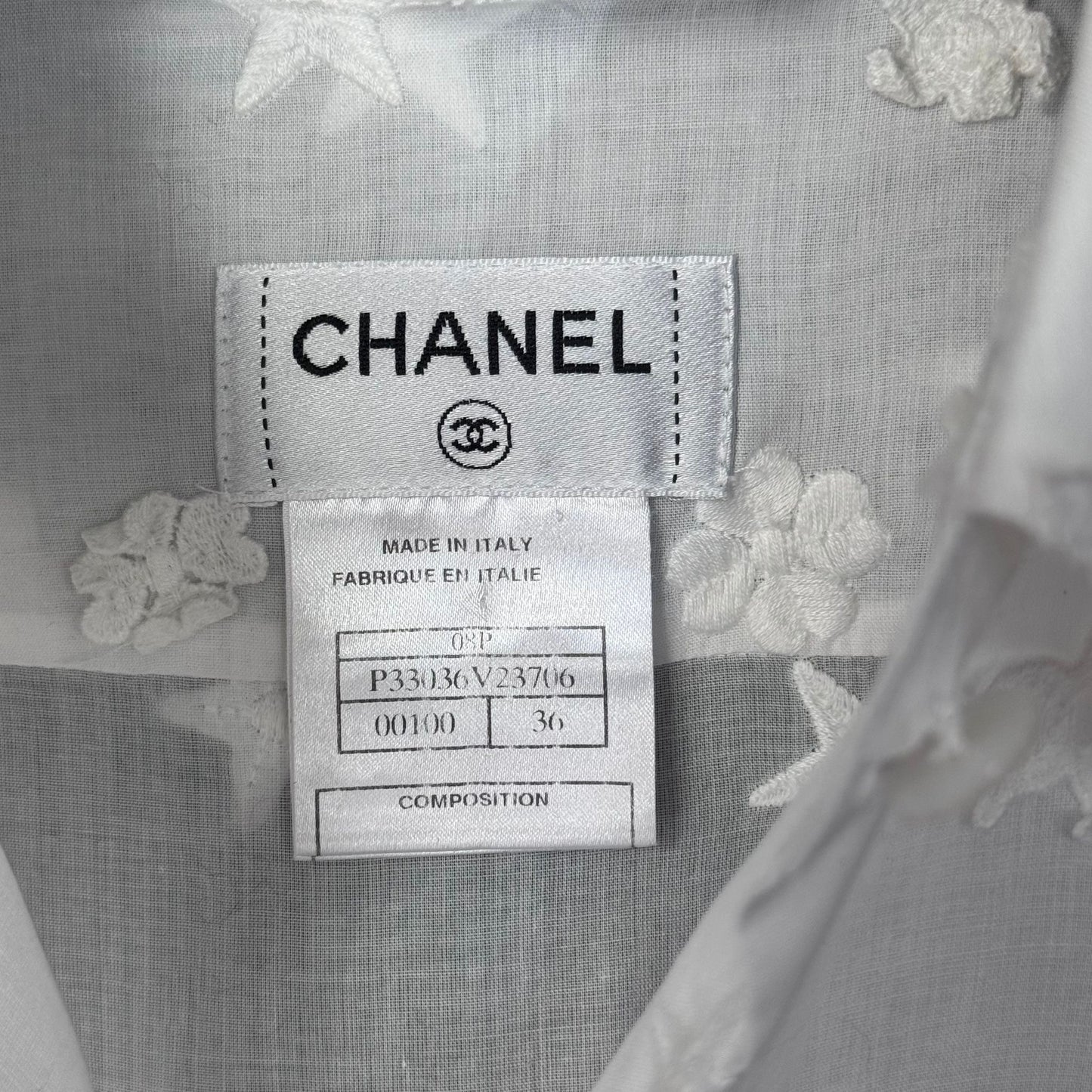 CHANEL - SHIRT COTTON WITH STAR AND FLORAL APPLIQUÉ SIZE 36 FR