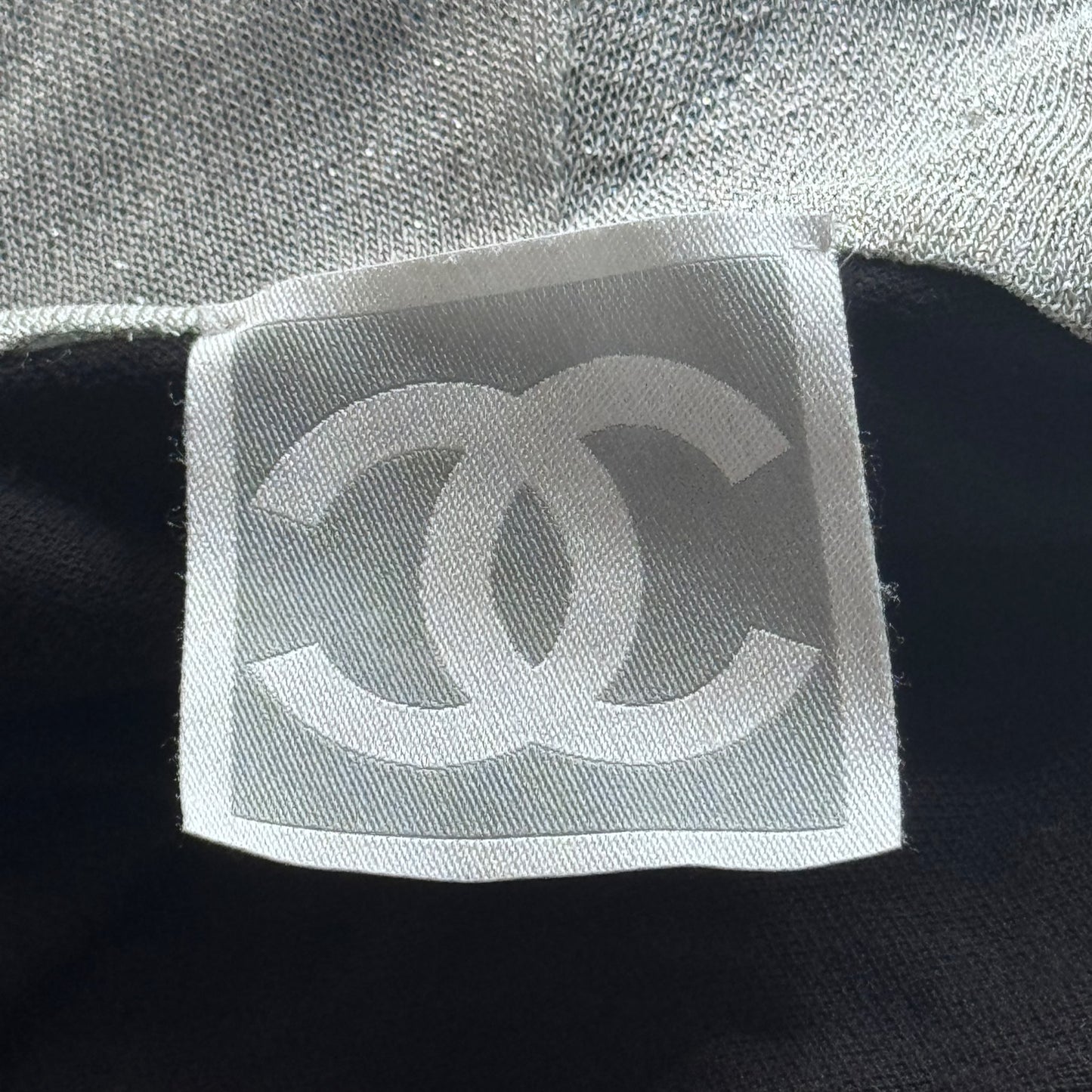 CHANEL - SET JOGGER WITH HOODIE, TANK TOP AND TROUSERS BLACK AND SILVER SIZE 40 FR