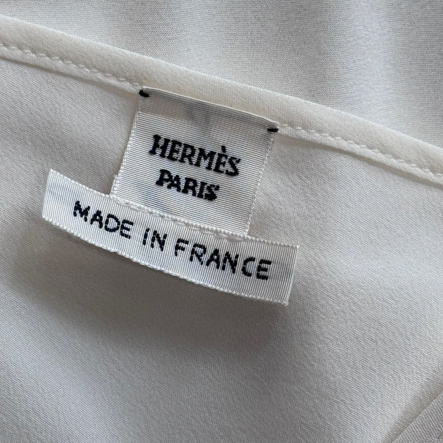 HERMÈS - DRESS MINI WHITE SILK WITH VIOLET PRINT AND BELT SIZE 34 FR
