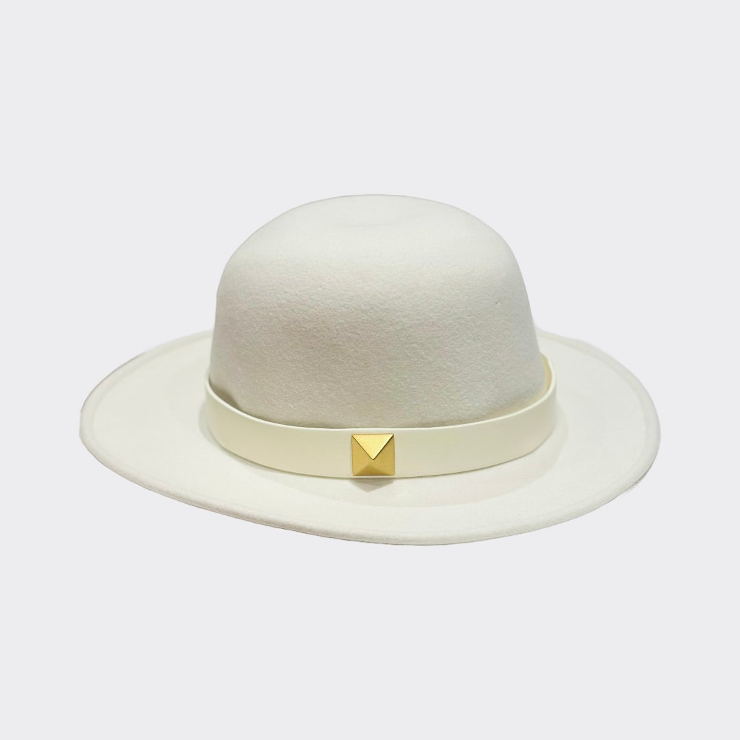 VALENTINO X BORSALINO - WHITE WITH GOLD STUD DÉTAIL 57CM