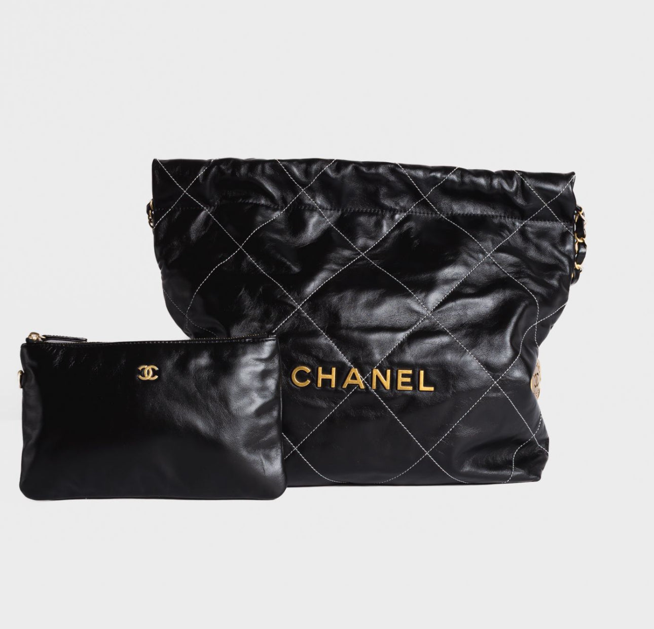CHANEL - BAG SMALL CHANEL 22 IN SHINY LEATHER BRUSHED GOLD TONE HARDWARE