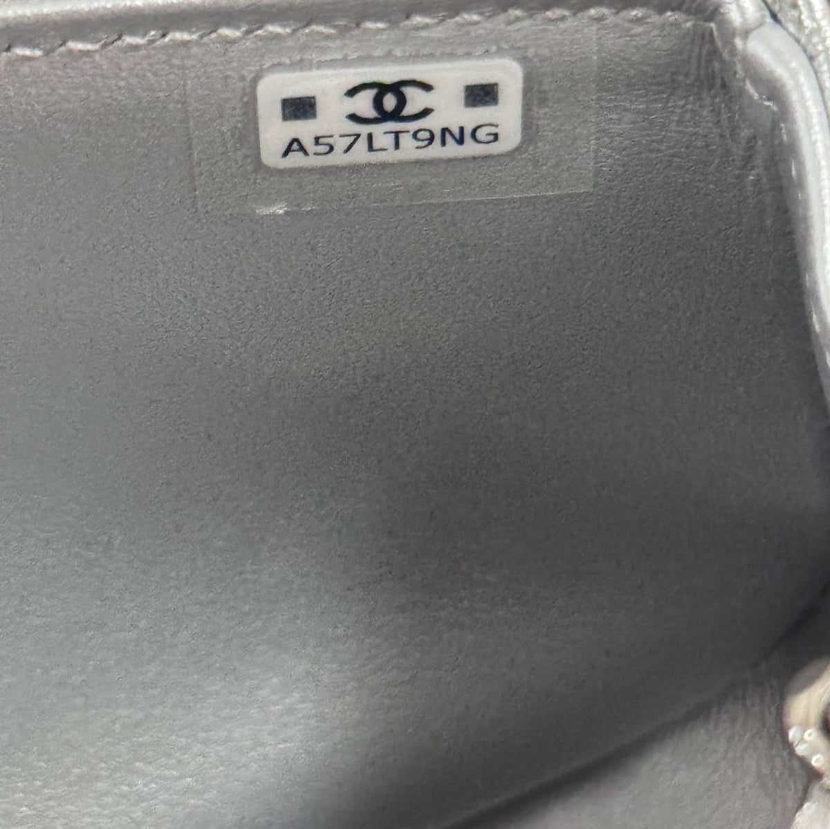CHANEL - *NEW* BAG CLASSIC FLAP MINI SILVER LAMBSKIN SILVER HARDWARE
