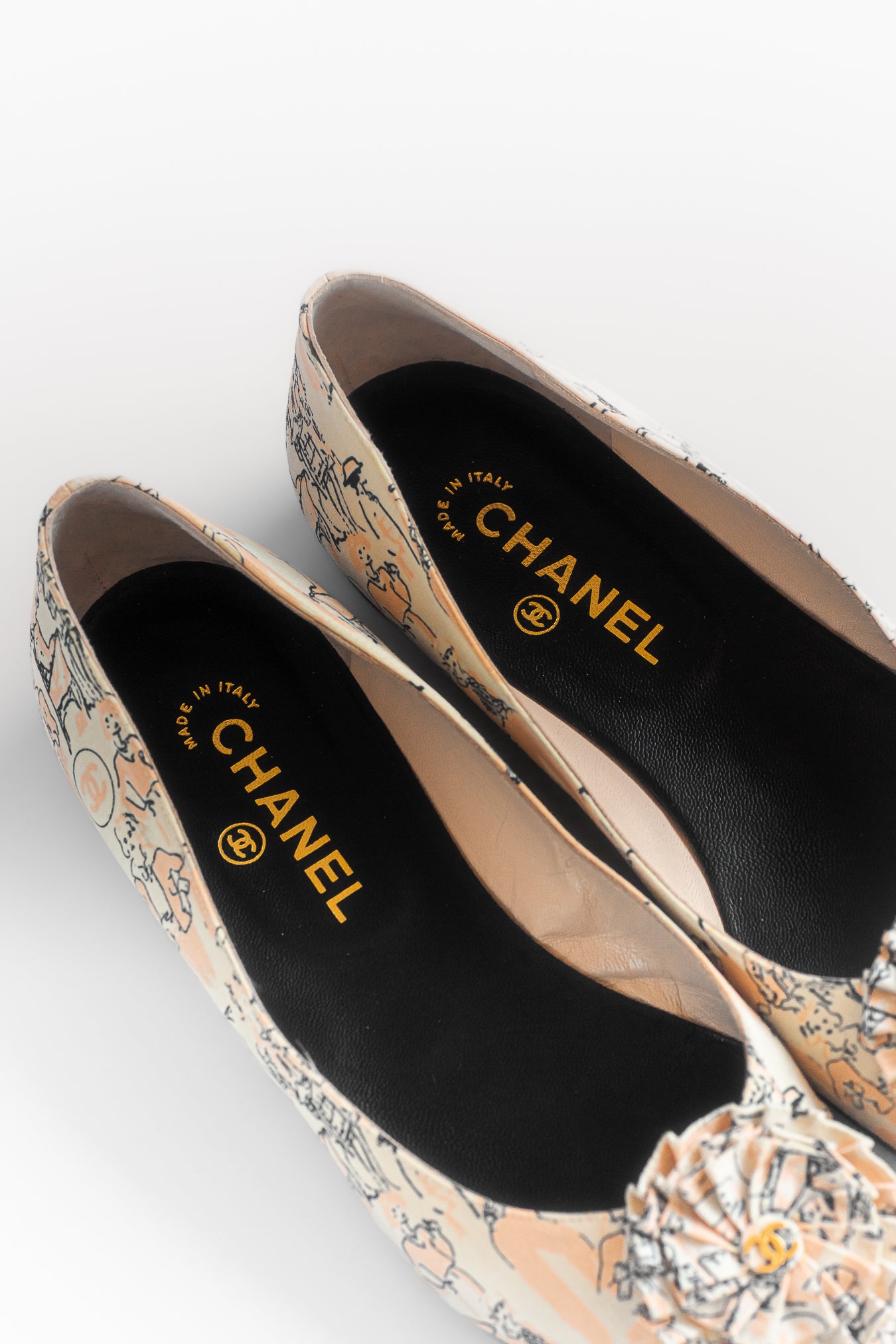 CHANEL - BALLET FLATS CC BROOCH SIZE 39 EU