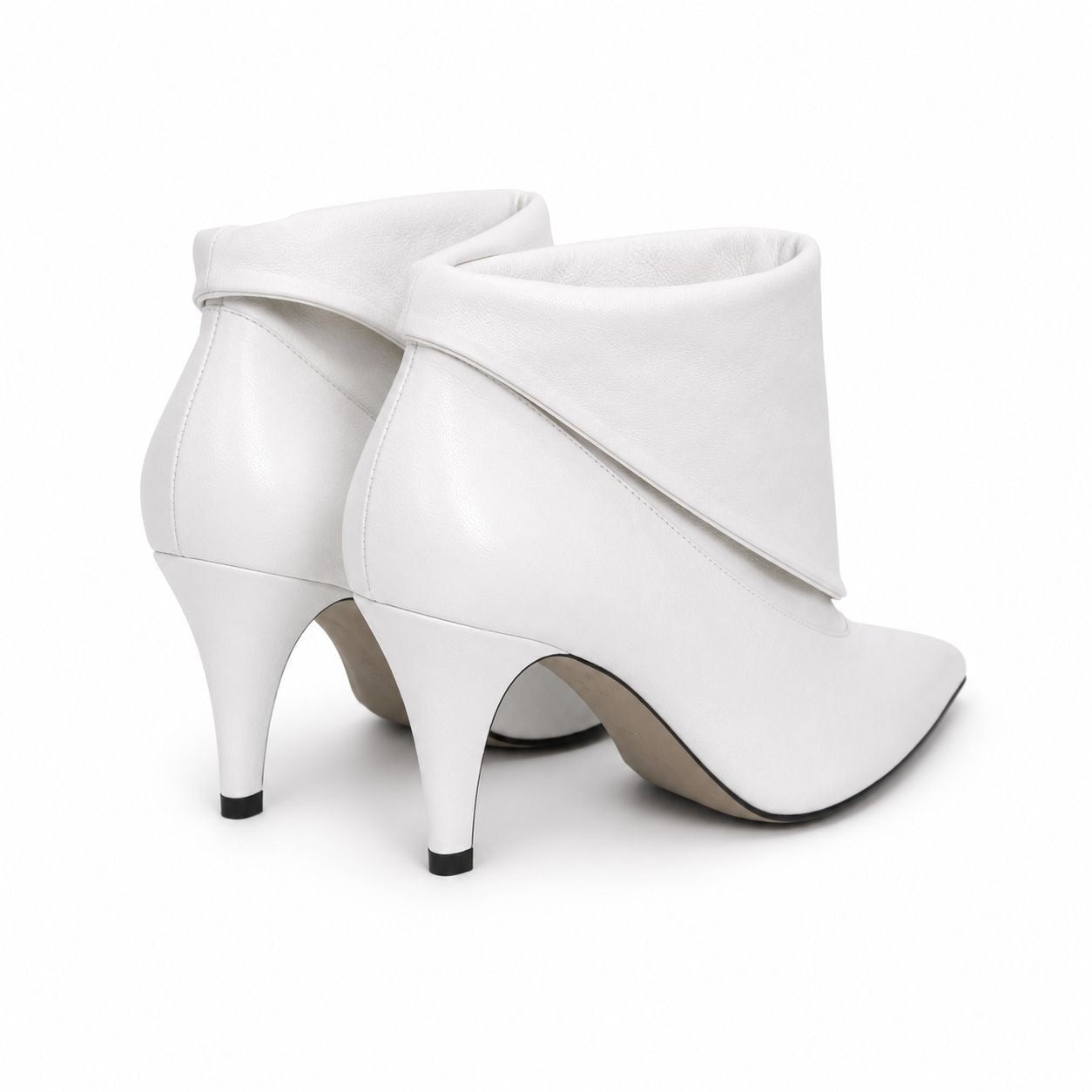 GIVENCHY - ANKLE BOOTS WHITE LEATHER FOLDED CÔNE-HEEL SIZE 40 EU
