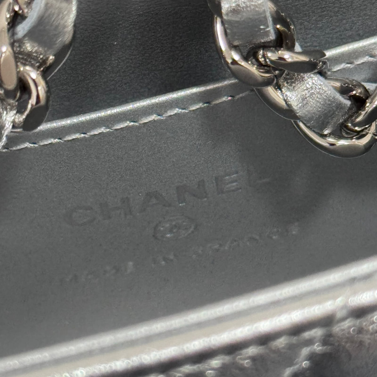 CHANEL - *NEW* BAG CLASSIC FLAP MINI SILVER LAMBSKIN SILVER HARDWARE