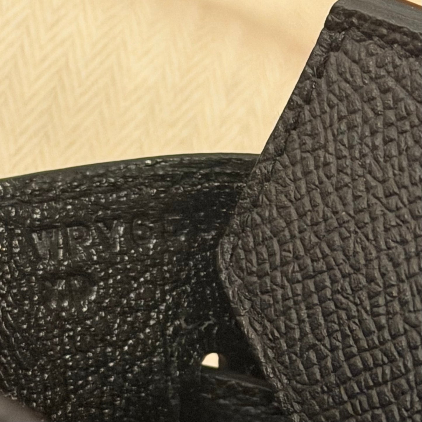 HERMÈS BIRKIN 25 BLACK EPSOM LEATHER GOLD HARDWARE
