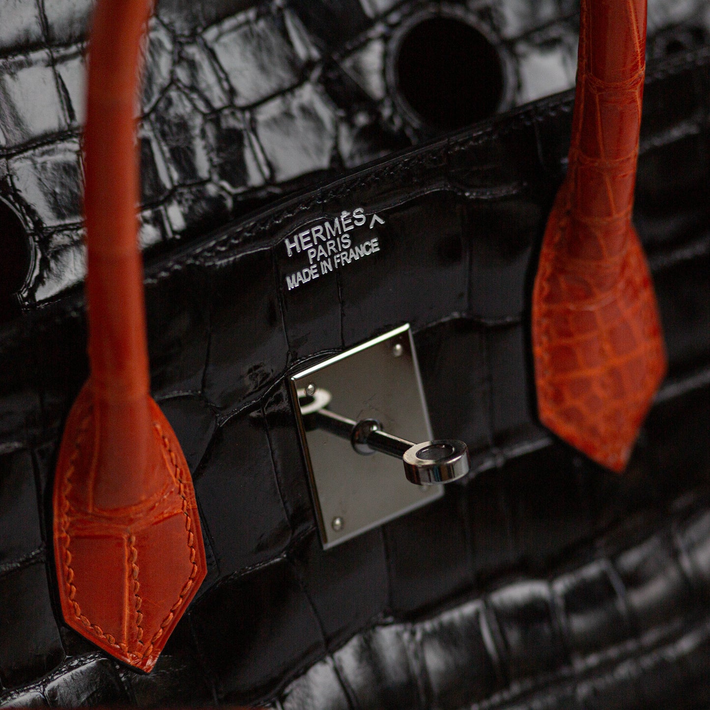 HERMÈS - HANDBAG BIRKIN 35 LIMITED EDITION BLACK & ORANGE SHINY POROSUS CROCODILE