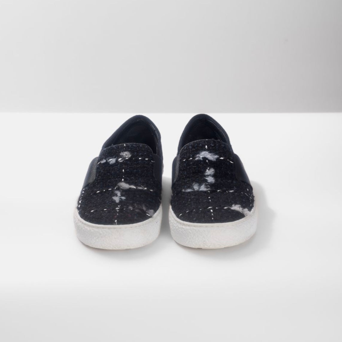 CHANEL - SLIP ON SNEAKERS TWEED AND SUEDE SIZE 40 EU