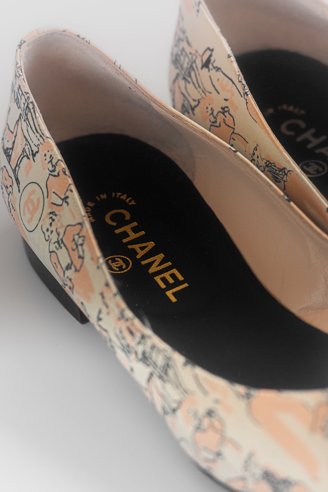 CHANEL - BALLET FLATS CC BROOCH SIZE 39 EU