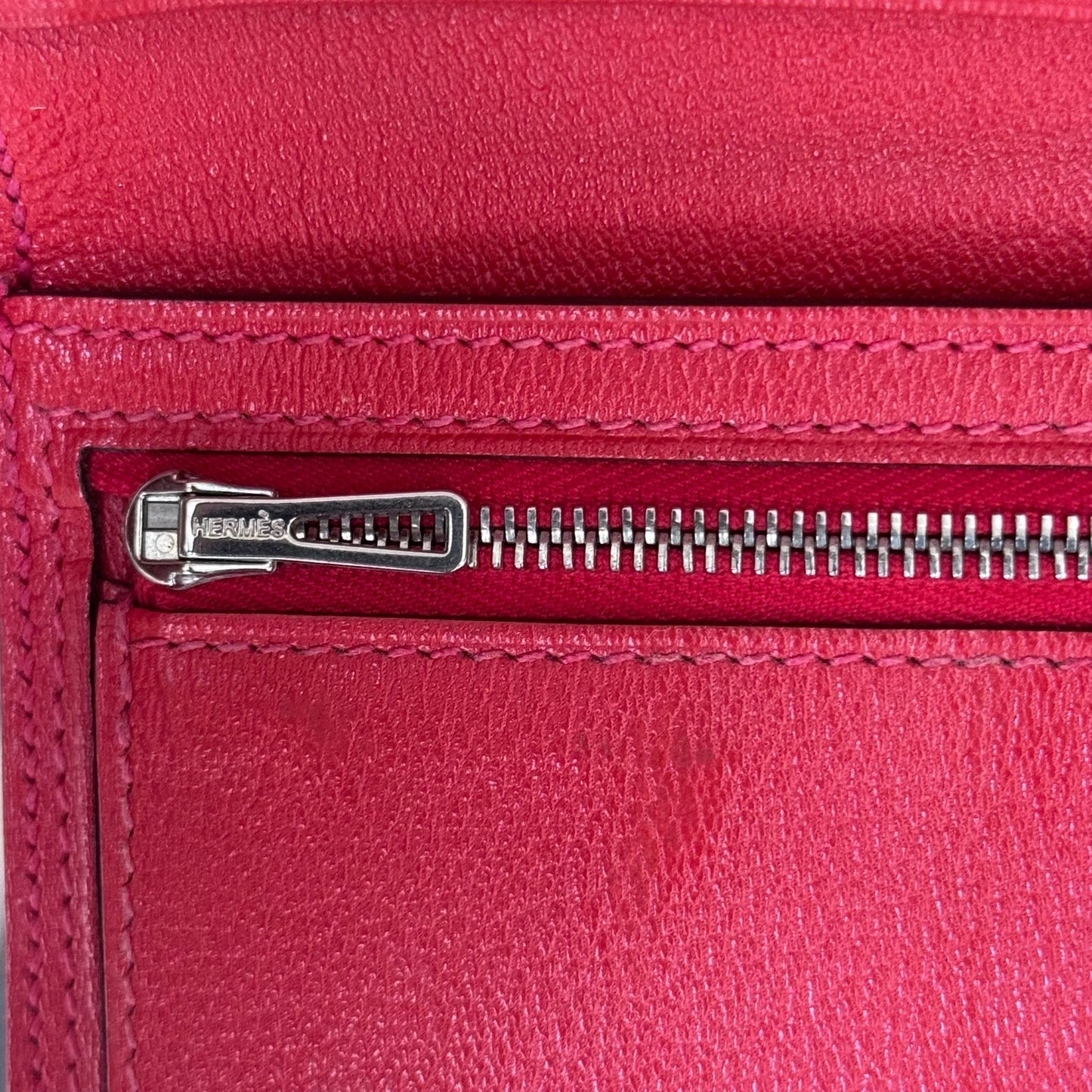 HERMÈS - WALLET BEARN RED ALLIGATOR LEATHER PALLADIUM HARDWARE