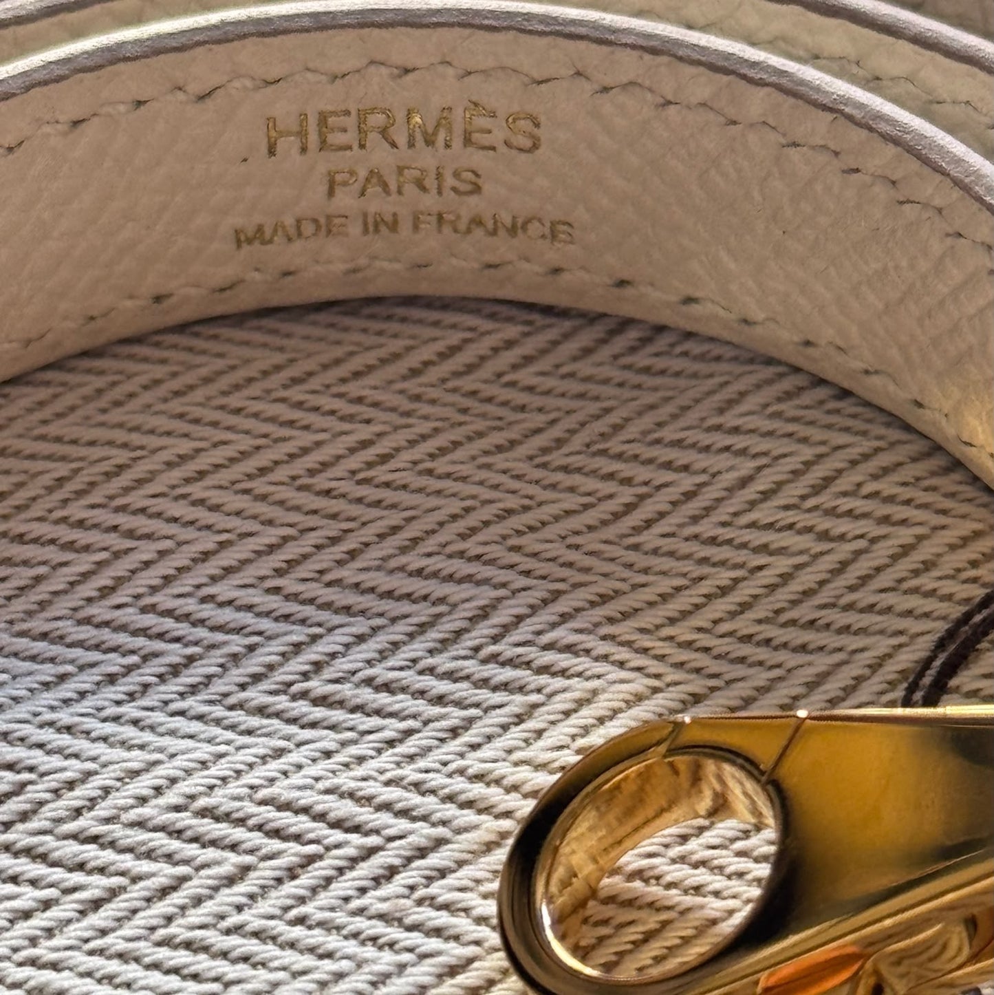 HERMÈS - KELLY 25 EPSOM CRAIE GOLD HARDWARE