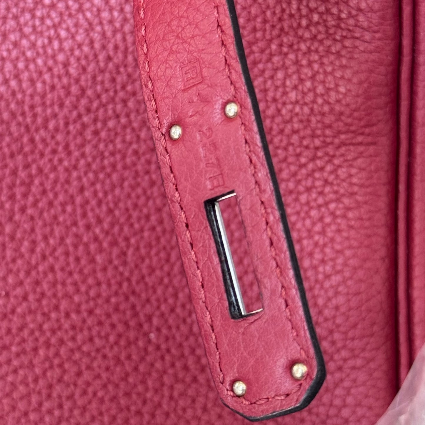 HERMÈS - BIRKIN BAG 40 ROUGE GRENADE TOGO LEATHER PALLADIUM HARDWARE