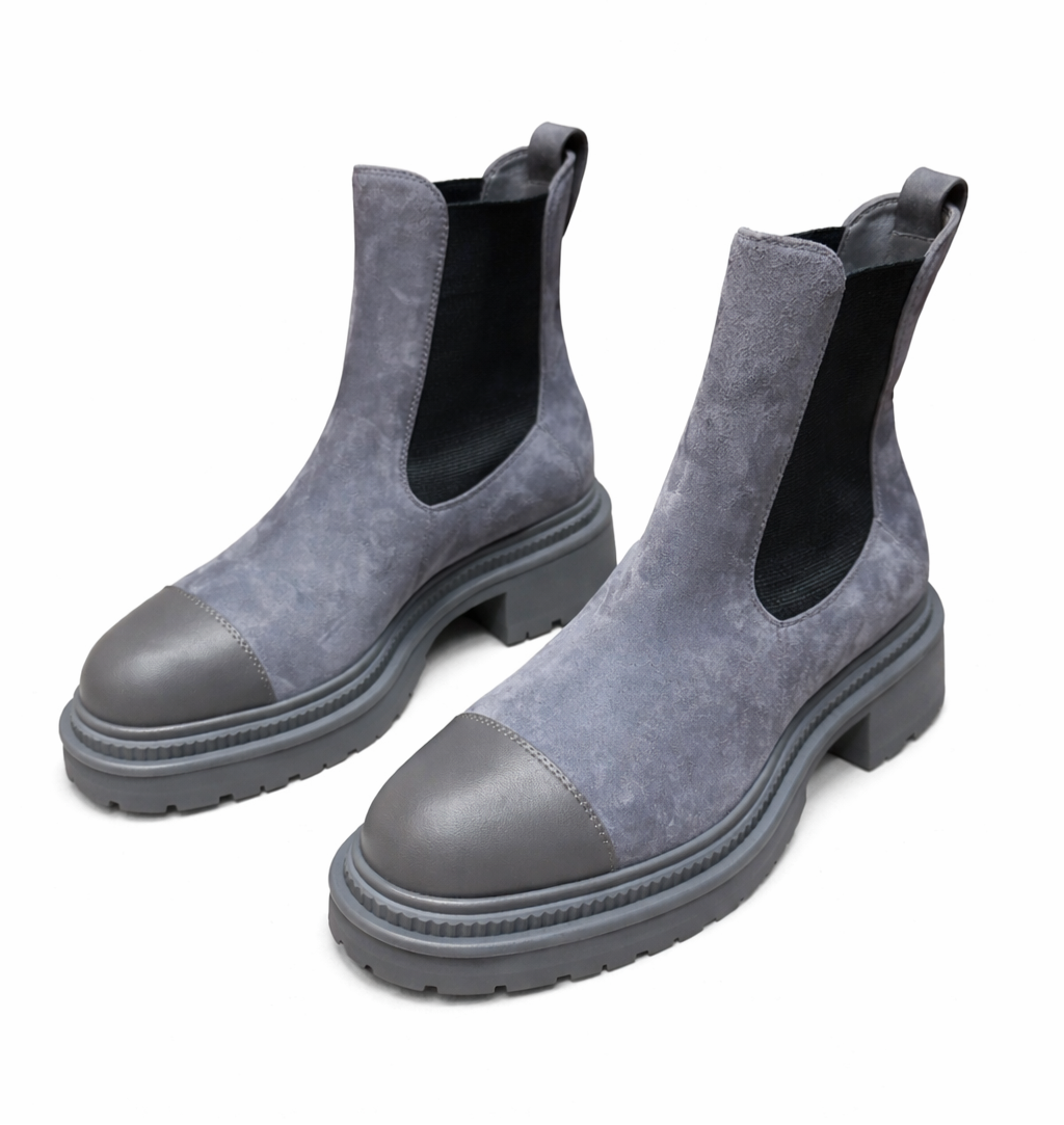 CHANEL - *BRAND NEW* BOOTS INTERLOCKING WITH LEATHER TOE SIZE 38C EU