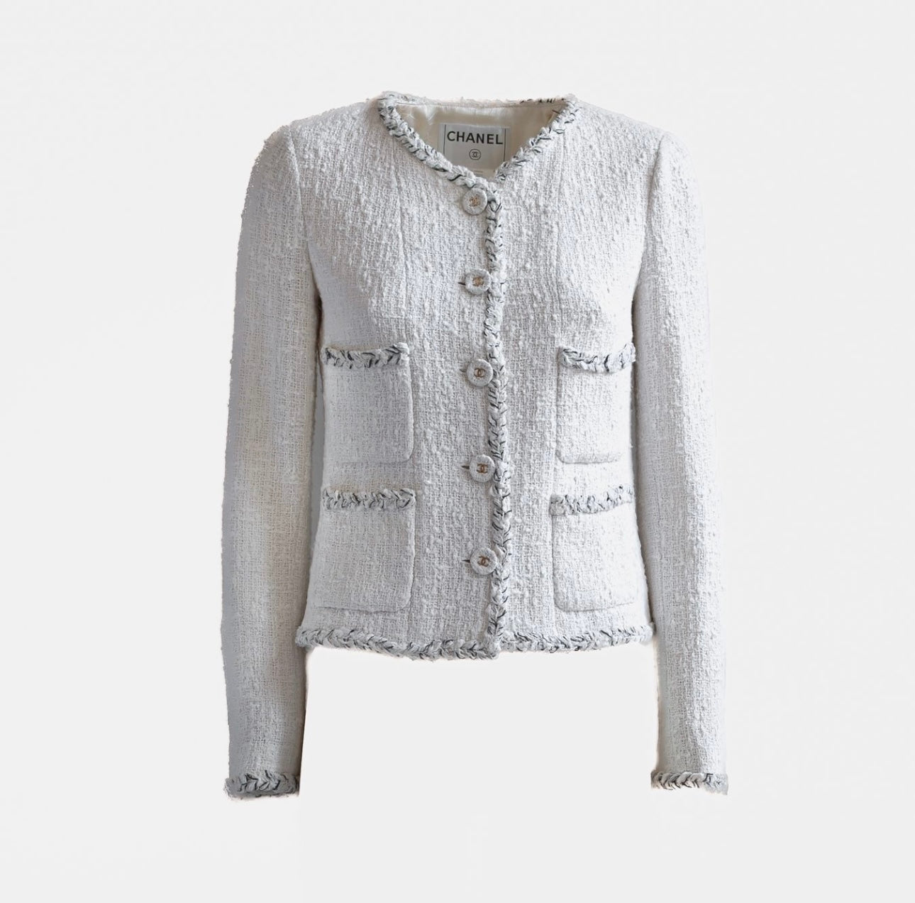 CHANEL - JACKET TWEED WHITE WITH GOLD CC BUTTONS SIZE 36 FR