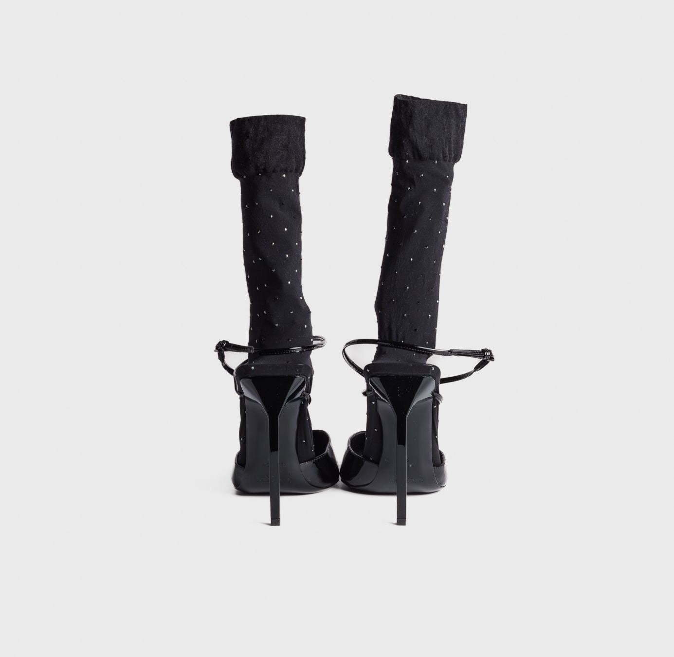 SAINT LAURENT - *BRAND NEW* PUMPS BLACK PATENT WITH SOCKS SIZE 39 EU