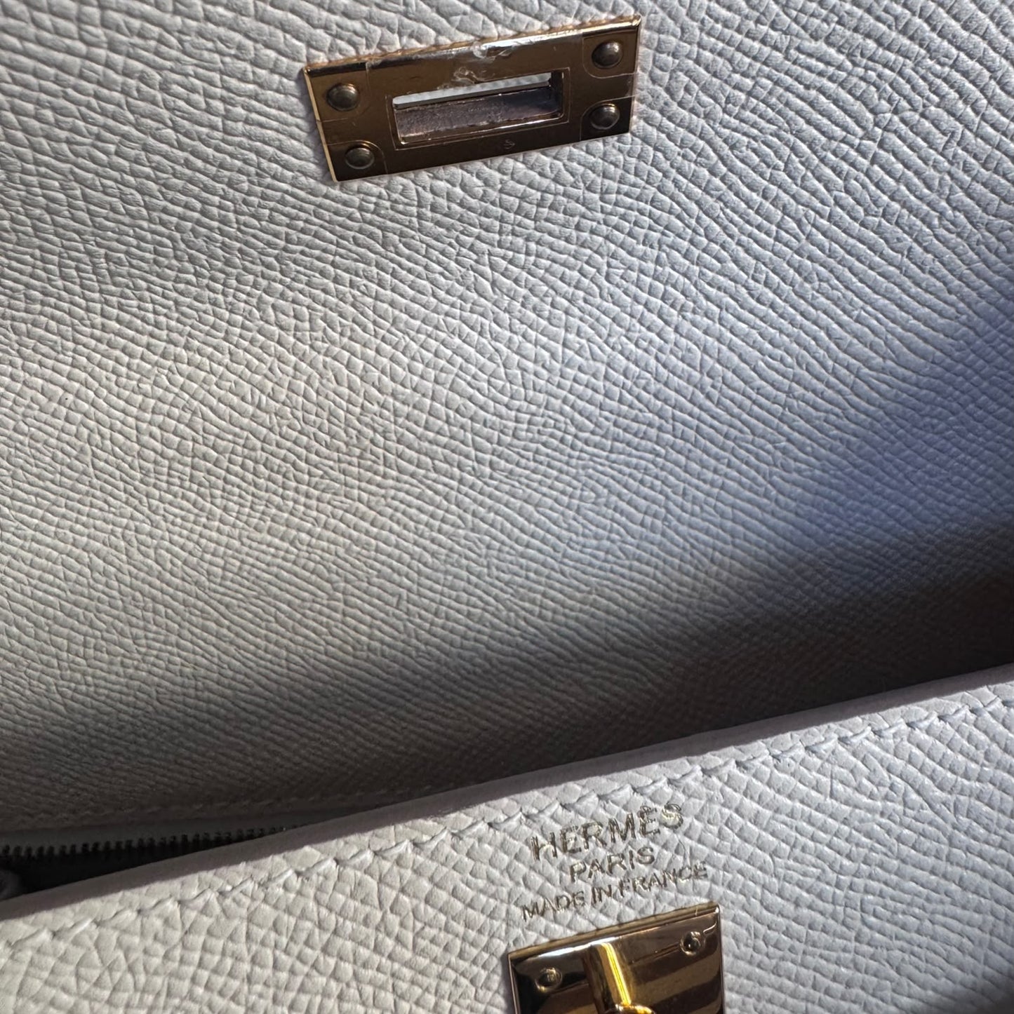 HERMÈS - KELLY 25 EPSOM CRAIE GOLD HARDWARE