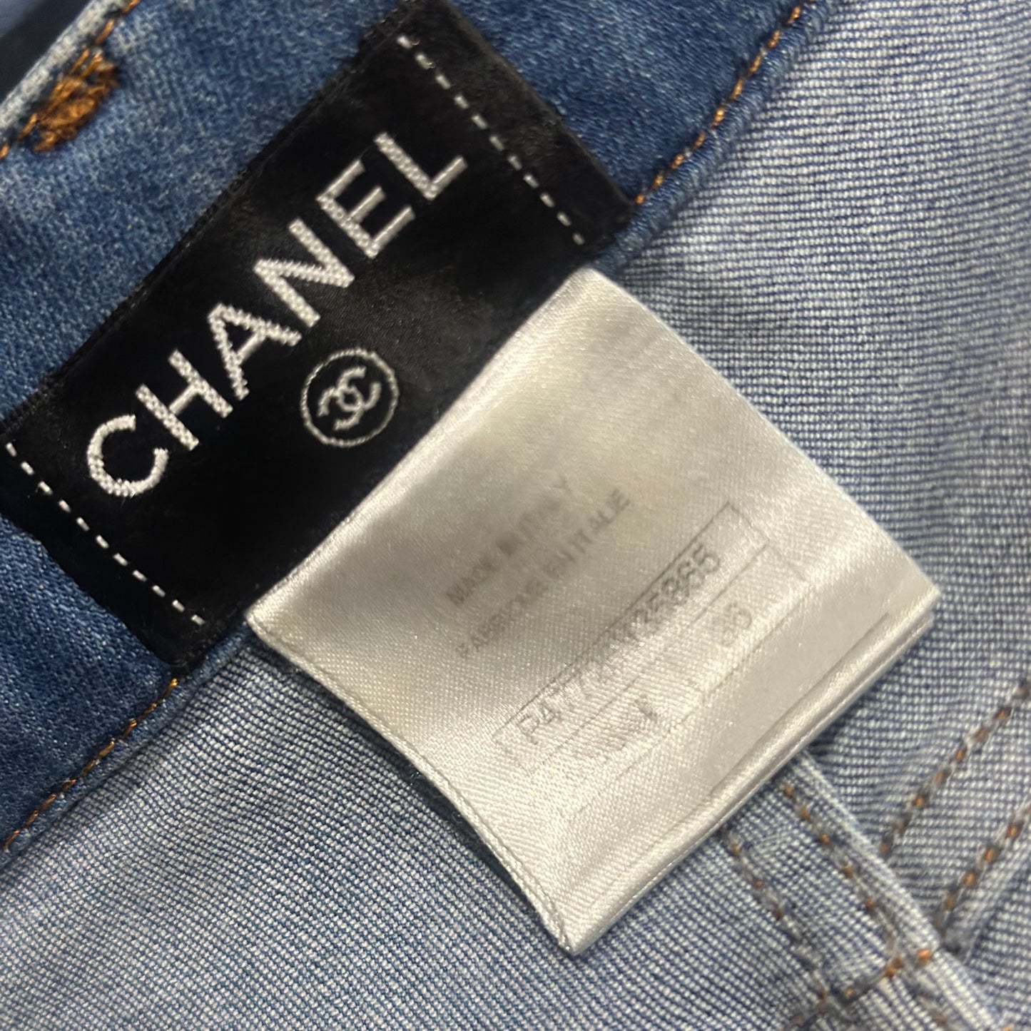 CHANEL - JEANS BLUE GRAPHIC SIZE 36 FR