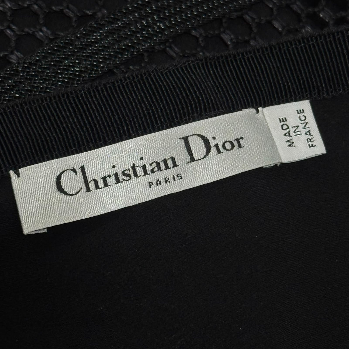 CHRISTIAN DIOR – SKIRT MIDI BLACK OPENWORK MESH HIGH-WAISTED WITH SILK UNDERSKIRT SIZE 36 FR