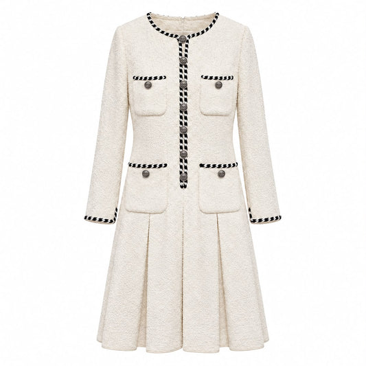 CHANEL - DRESS WHITE TWEED WITH CC LOGO BUTTONS SIZE 38 FR