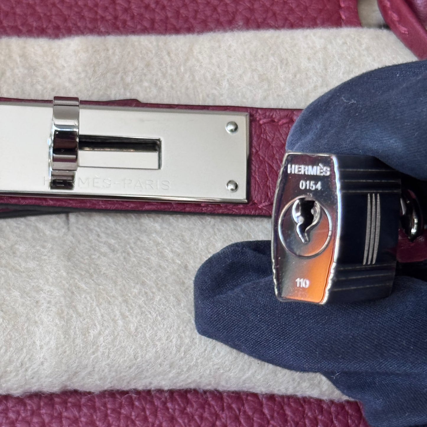 HERMÈS - BIRKIN BAG 40 ROUGE GRENADE TOGO LEATHER PALLADIUM HARDWARE