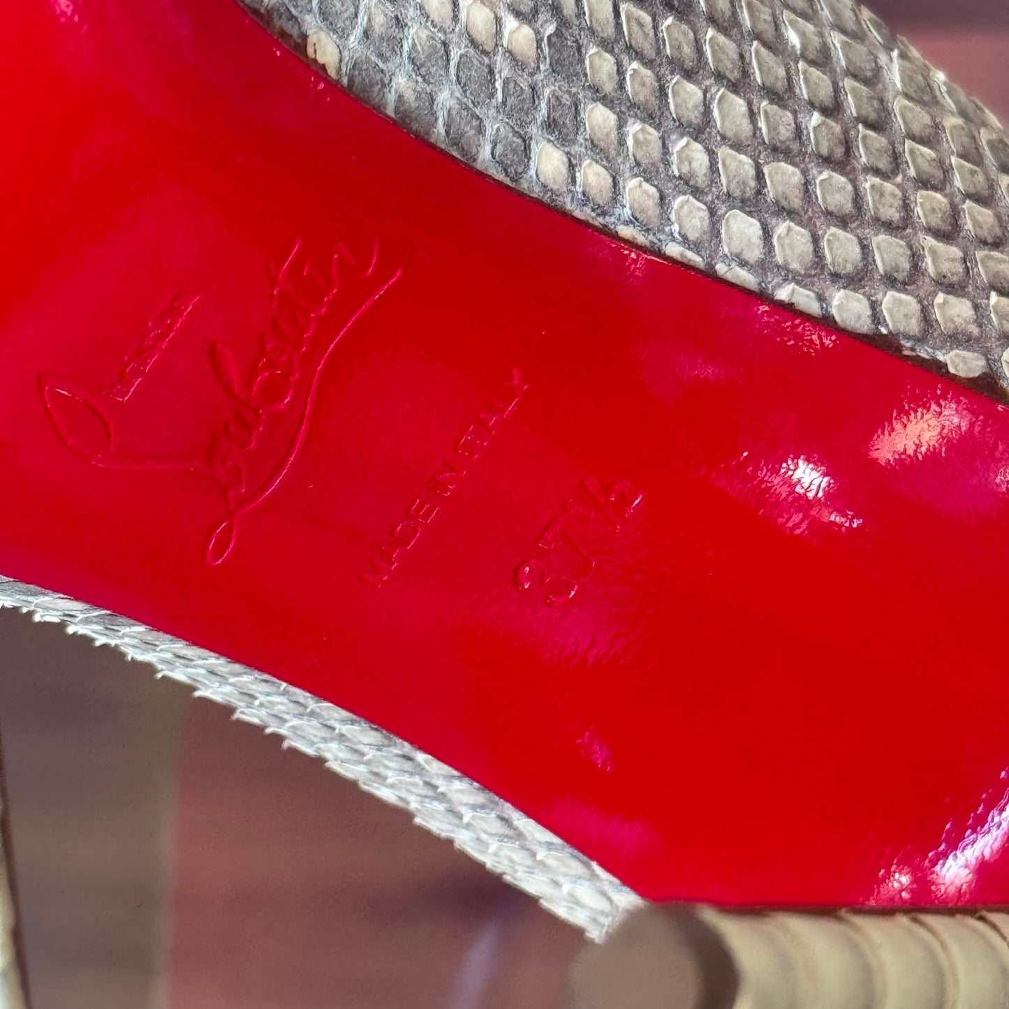 LOUBOUTIN - *NEVER WORN* PUMPS KATE 100 SNAKESKIN NATURAL TONES SIZE 37,5 EU