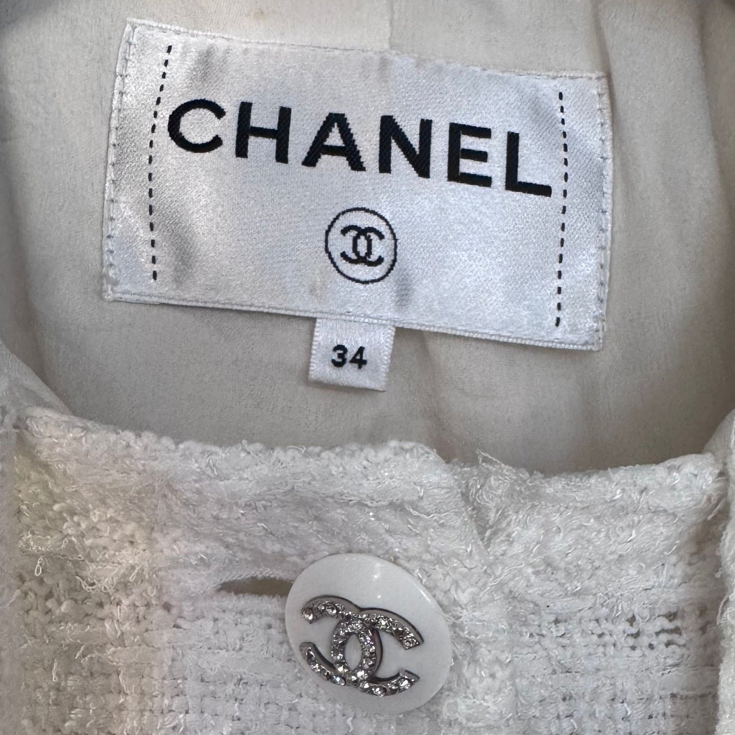 CHANEL - JACKET WHITE TWEED SIZE 34 FR WITH CRYSTAL CC LOGO BUTTONS